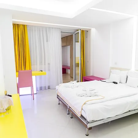 Hotel Christina 4*