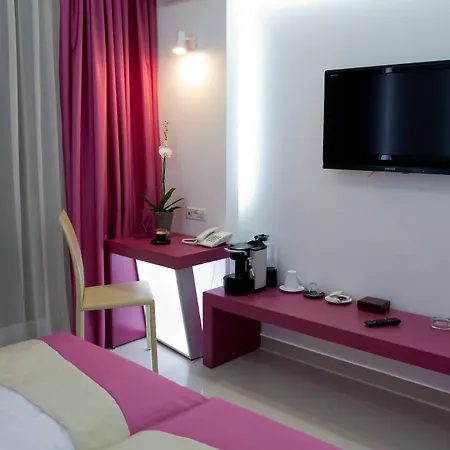 ホテル クリスティーナ ブカレスト