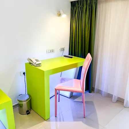 ホテル クリスティーナ