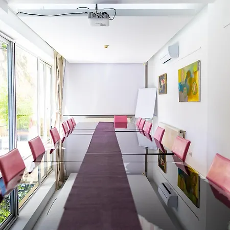 Hotel Christina 4*