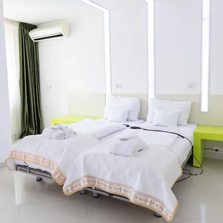 호텔 크리스티나 부쿠레슈티