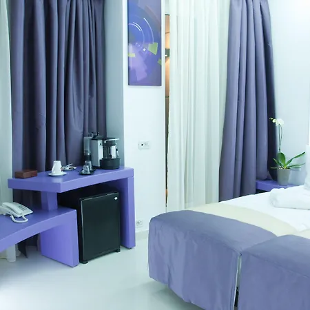 호텔 크리스티나 부쿠레슈티