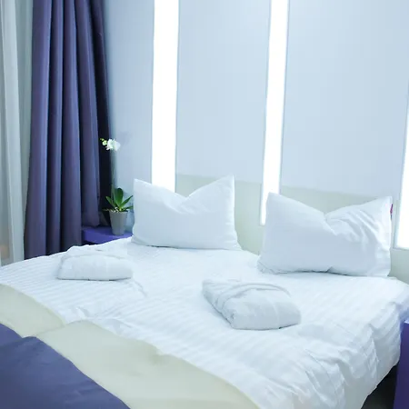 호텔 크리스티나 부쿠레슈티