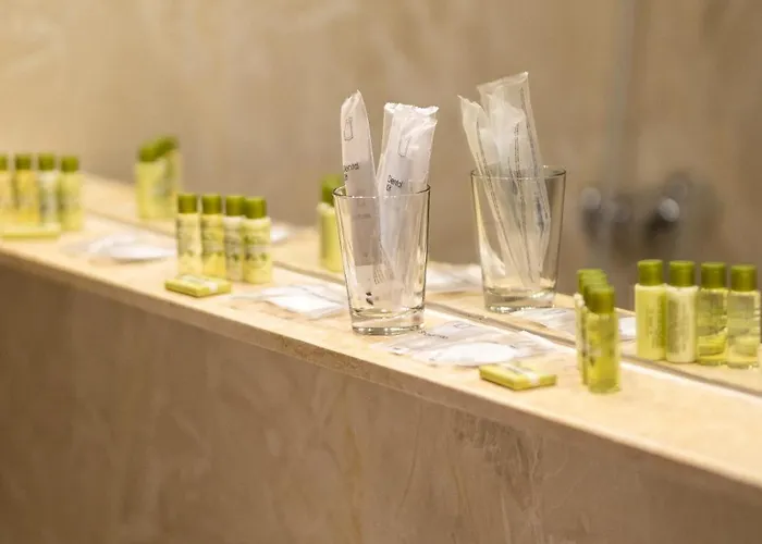 Отель Christina