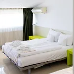 Hotel Christina 4*
