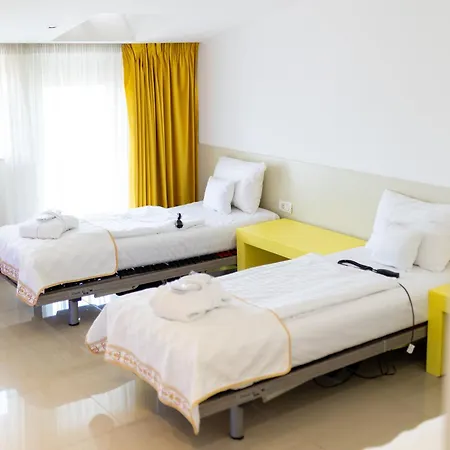 克里斯蒂娜酒店 4* 布加勒斯特