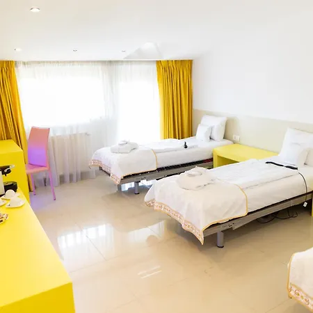 克里斯蒂娜酒店 4* 布加勒斯特