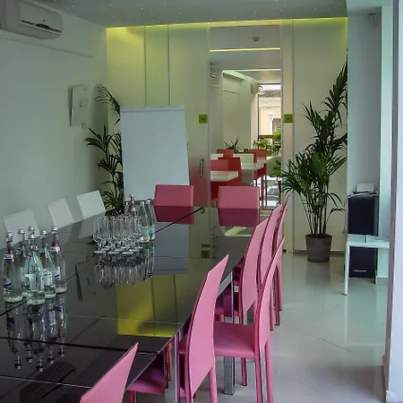 酒店 克里斯蒂娜酒店 4*